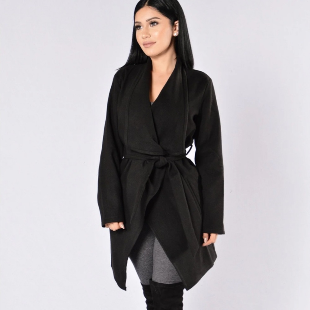Fashion Nova Manhattan Coat: Black